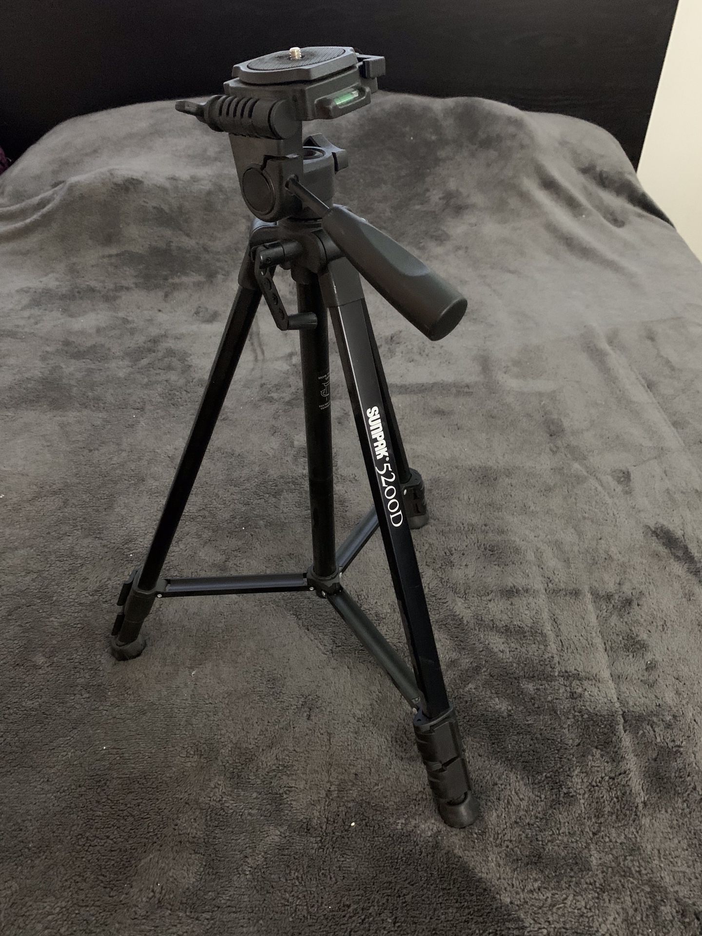 CAMERA TRIPOD, SUNPAK 5200D