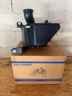 Air Cleaner Box Housing for Toyota Tacoma 95-04 2.4L&2.7L 4Runner 96-00 2.7L