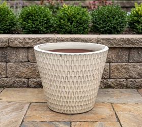 Neutral Cream Textured Planter w/ Drainage