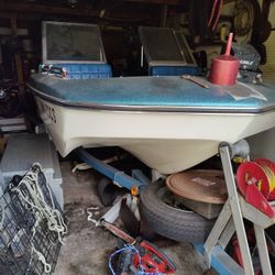 1977 SVT Boat And Trailer Estate Sale.  $700 Or Best Offer.  Sold As Is.