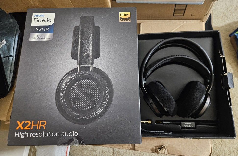Philips Fidelio X2HR Headphones