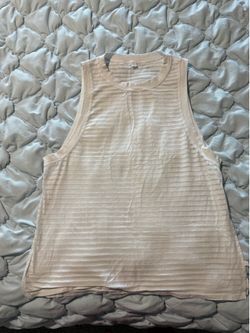 Lululemon tank
