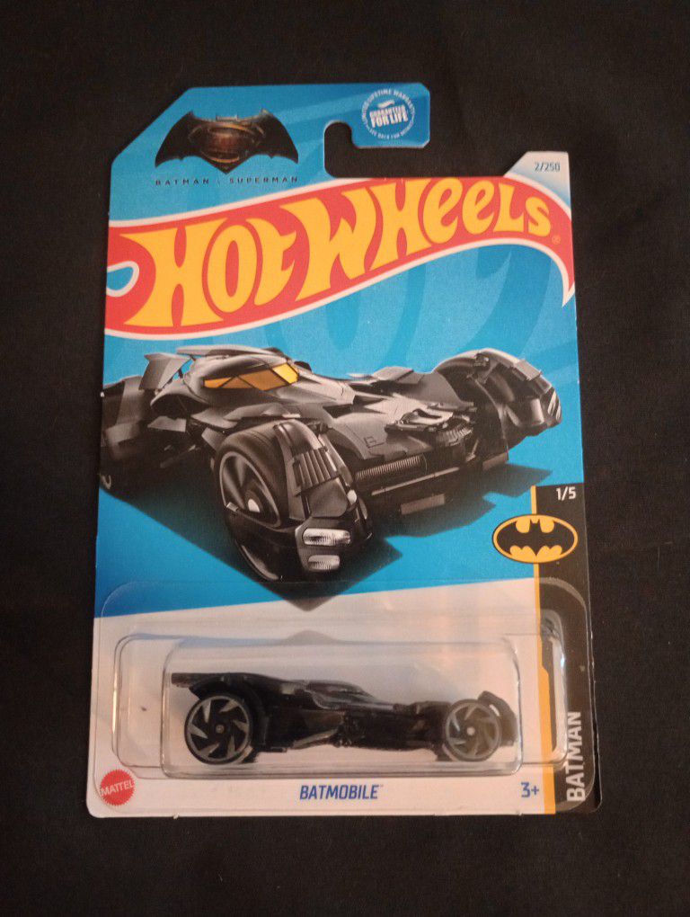 NEW Batman vs Superman Batmobile - 1/5