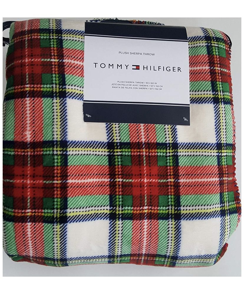 Tommy Hilfiger plush fleece Sherpa lined throw blanket red navy green white plaid Christmas holiday 50x60 NEW