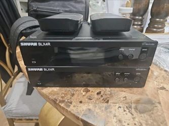 Shure Wireless Receiver for BLX-R Wireless System, with Transmiters W/ Carry Bag