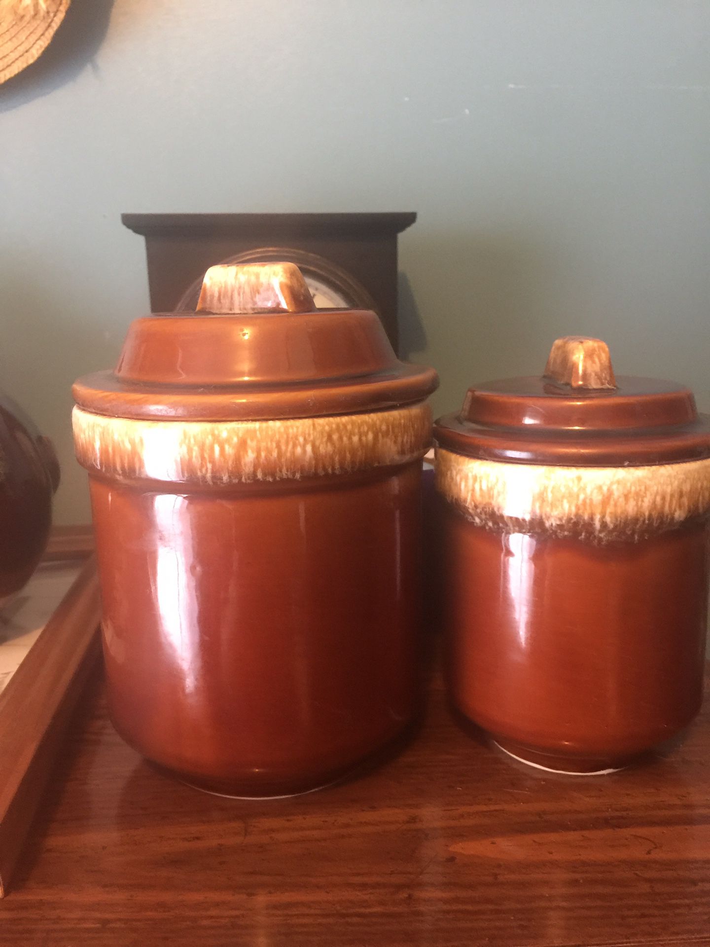 2 pc hull canister set