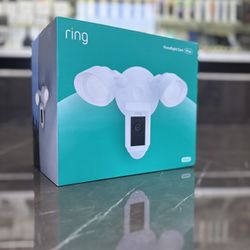 Ring Floodlight Cam Plus (Take It Home In Payments/ llévalo a casa en pagos)