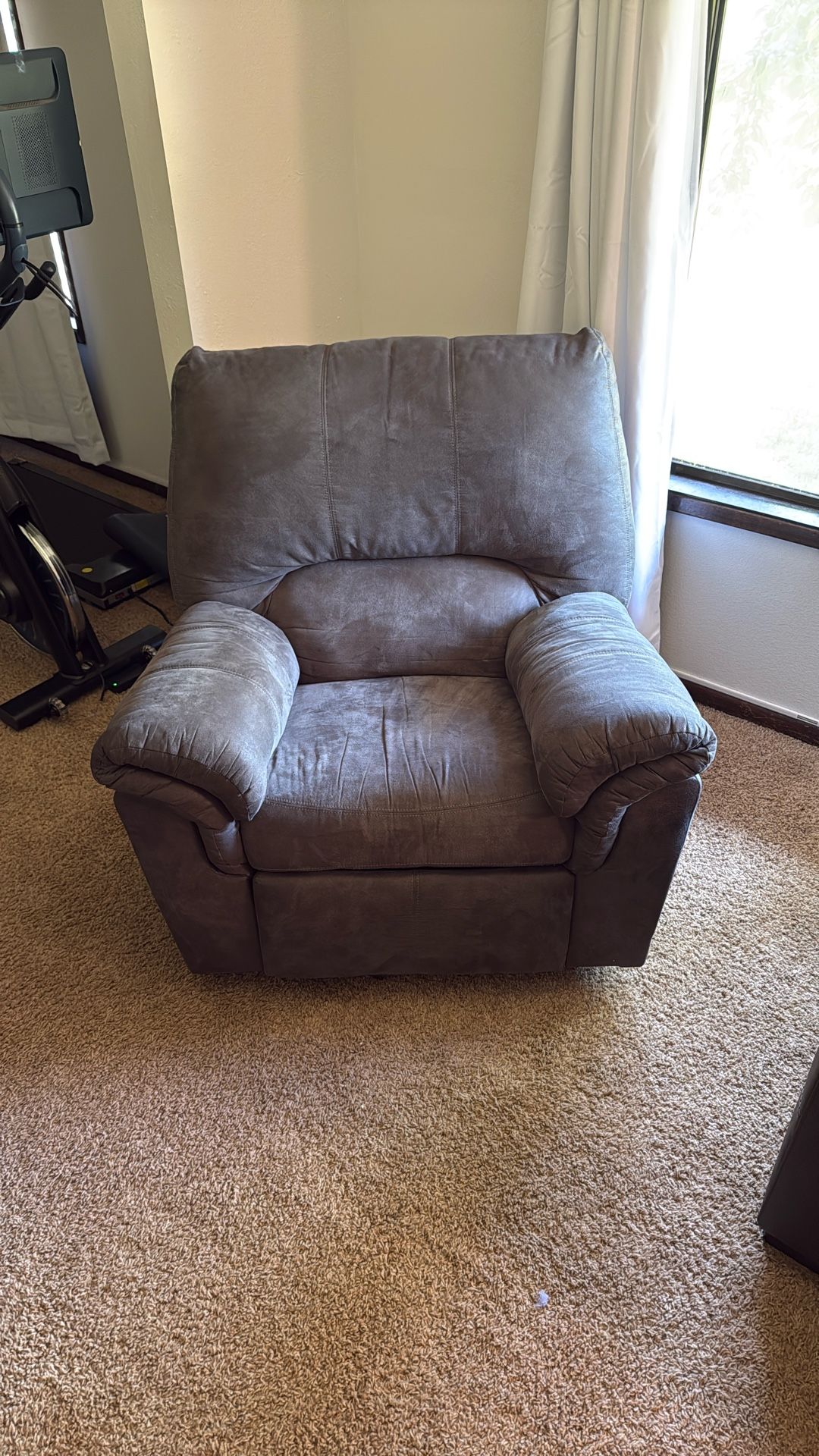 Free Recliner