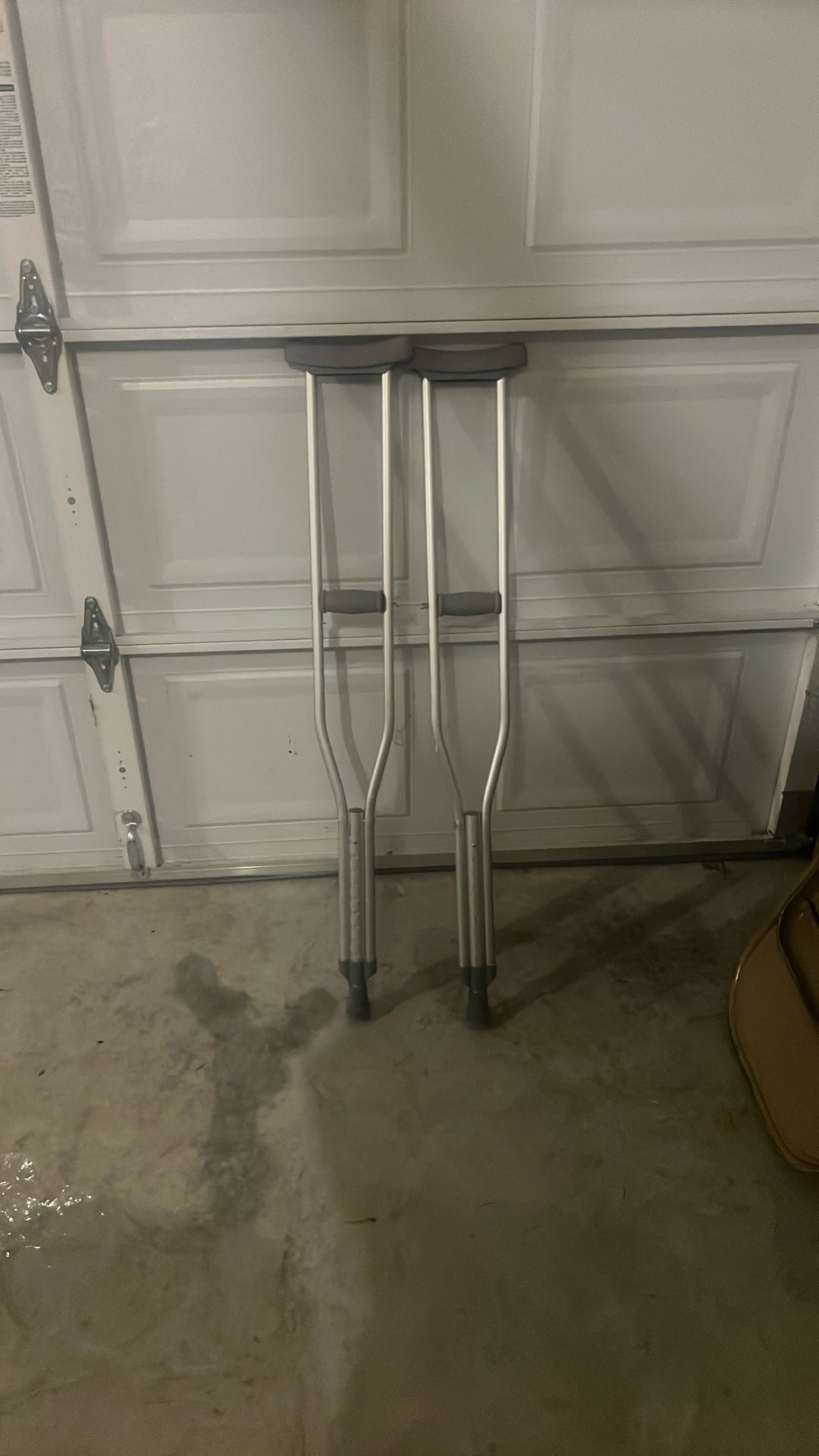 Free crutches