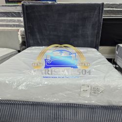 King Sizes Bed With Mattress 