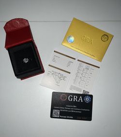 VVS1 Moissanite Engagement Ring