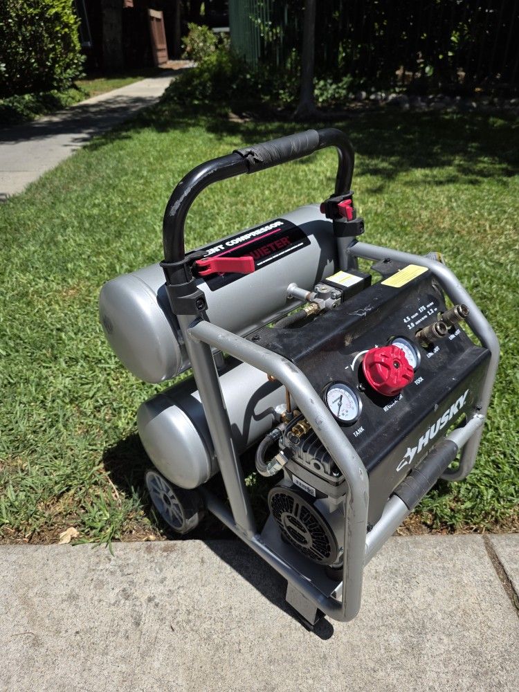 Husky 4.5 Gal Compressor