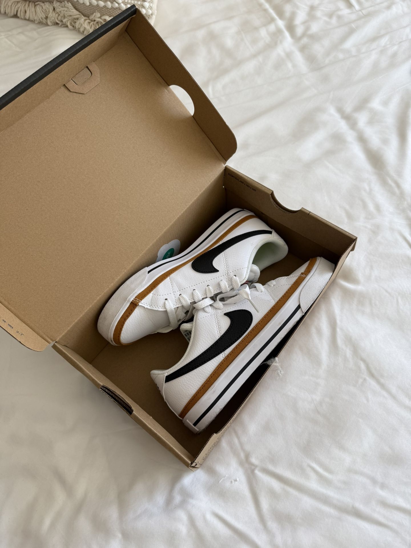 Women’s Nike Court Legacy, Size 6.5 - New