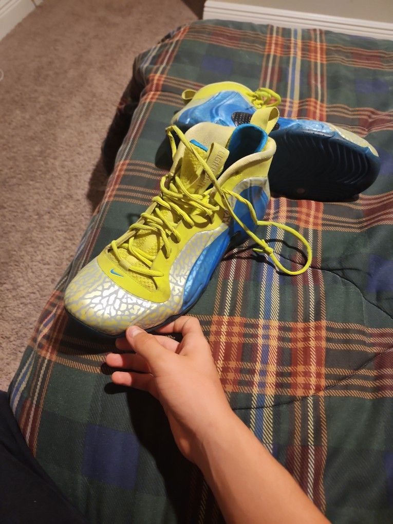 Shoes
