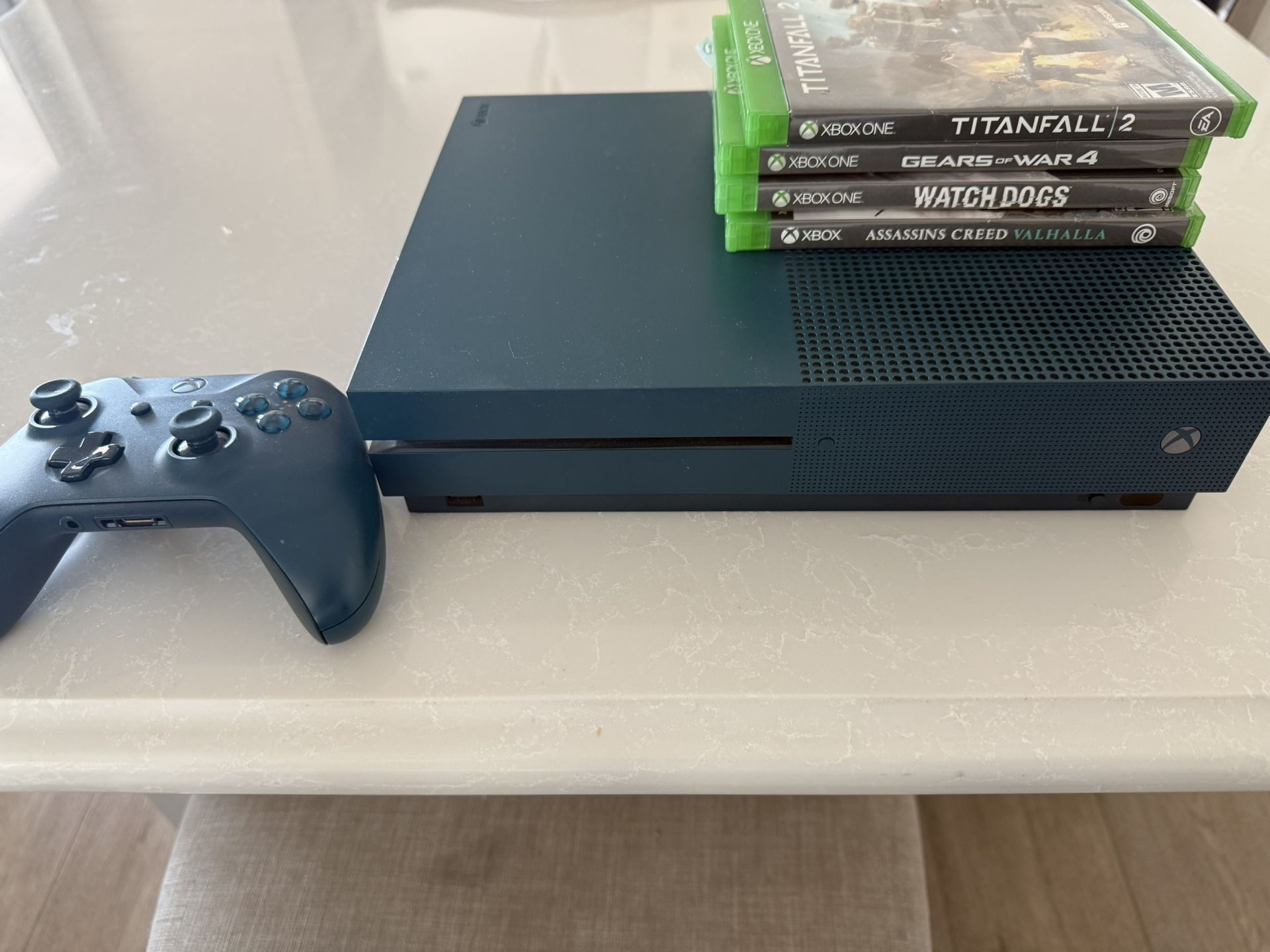 Xbox One S