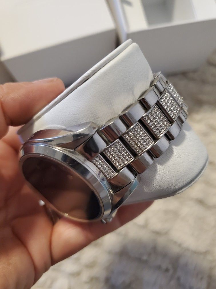 Dw2c watch cheap