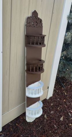 Narrow wall shelf