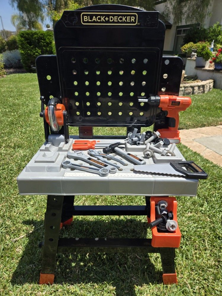 Black+Decker Junior Bench