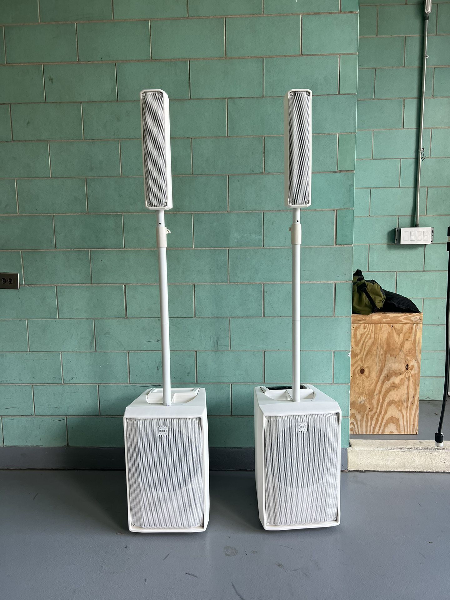 RCF J8 Jmix8 Column Array Speakers