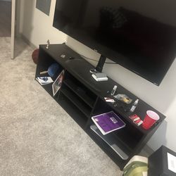TV Stand/Dresser NEED GONE ASAP 