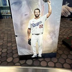 CLAYTON KERSHAW BOBBLEHEAD 3000 STRIKEOUT BOBBLEHEAD