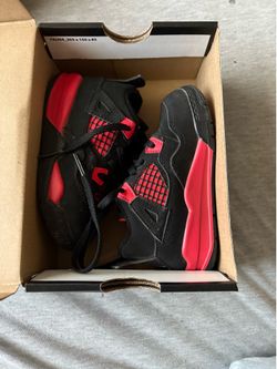 Kids Jordan’s 8C