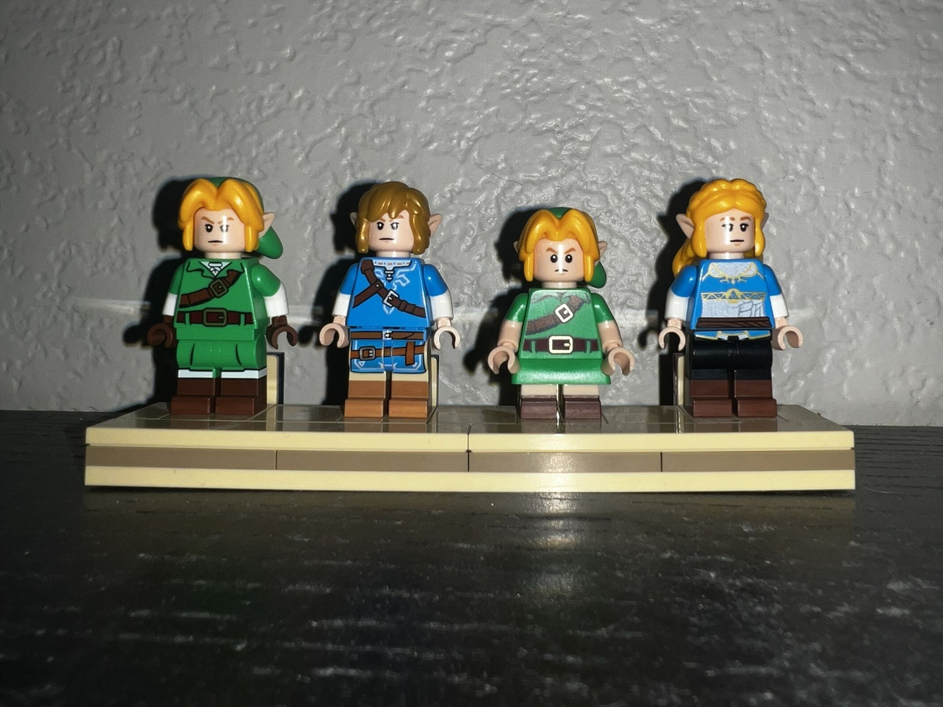Lego 77092 Legend Of Zelda Deku Tree Minifigures