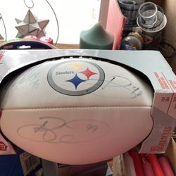 Autograph Steeler Football