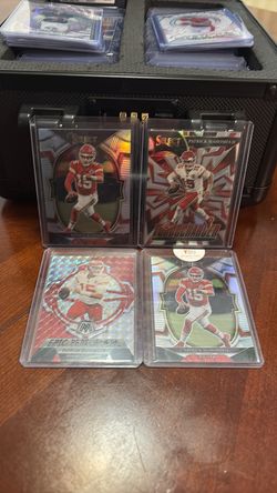 Patrick Mahomes Football Card Lot of 4 Prizm