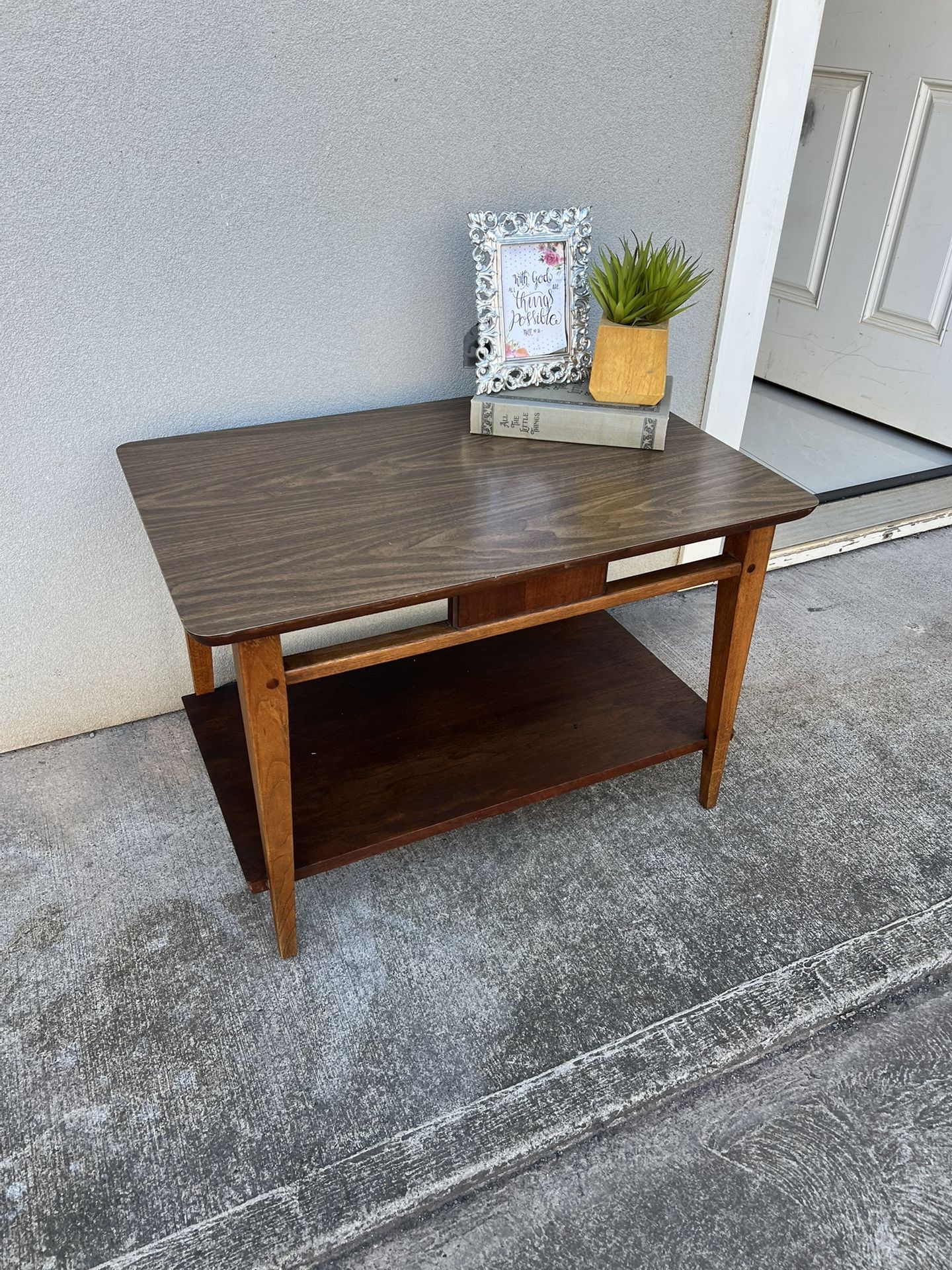 Nice Lane Furniture Mid Century 2 Tiered Walnut End Side Coffee Table