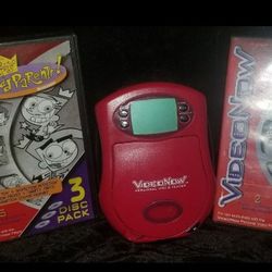HASBRO VIDEO NOW DISC PLAYER AND 5 DISC 