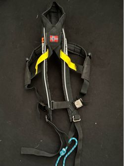 Non stop dog wear pulling harness size 4