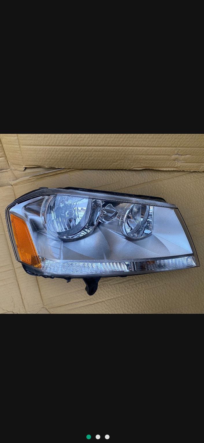 Dodge Avenger Headlight Right 08thru14 Factory Oem Like New 