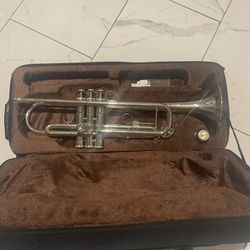 Trumpet Used Only Twice Almost Brand New No Scratches 