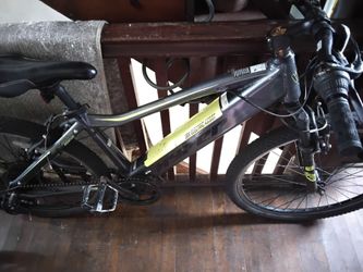 Hyper E-Ride Mountain Electric Assist Bike