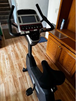 Free exercise bicycle
