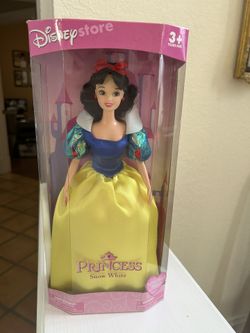 Snow White Disney princess