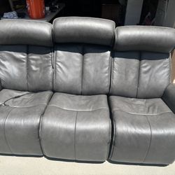 Venice 3 Seat Electric Recline Couch By Fjords. 