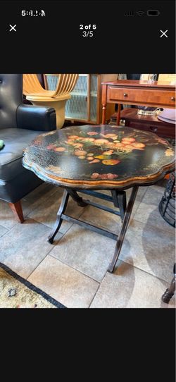 Antique can painted folding side table 28 diameter 22 tall
