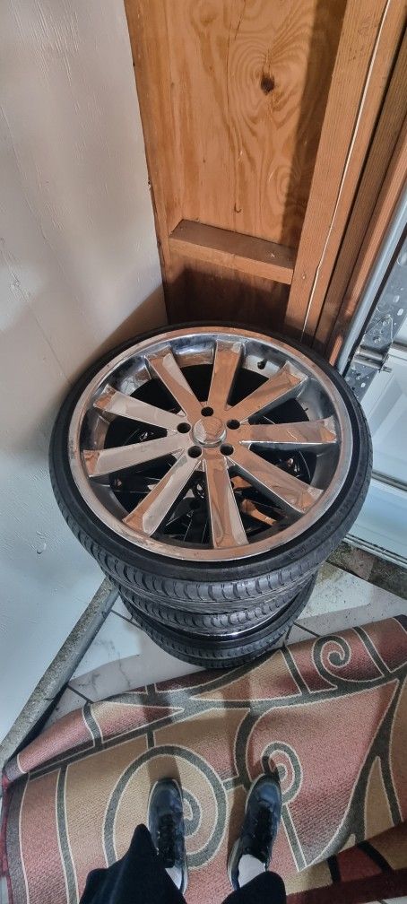 22 Inch Rims With Brand New Tires