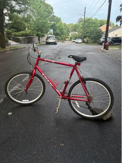 Trek 800 Singletrack - Ready to ride commuter / town bike