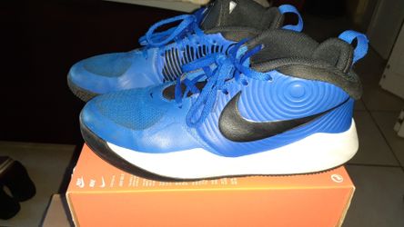 Nike boys shoes