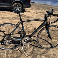 Specialized Full Carbon Road Bike – Fast & Ultra Lightweight 