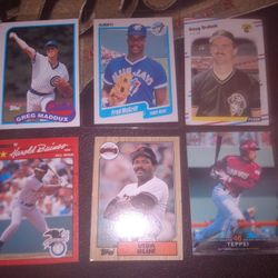 6 Baseball Cards (Various Players)