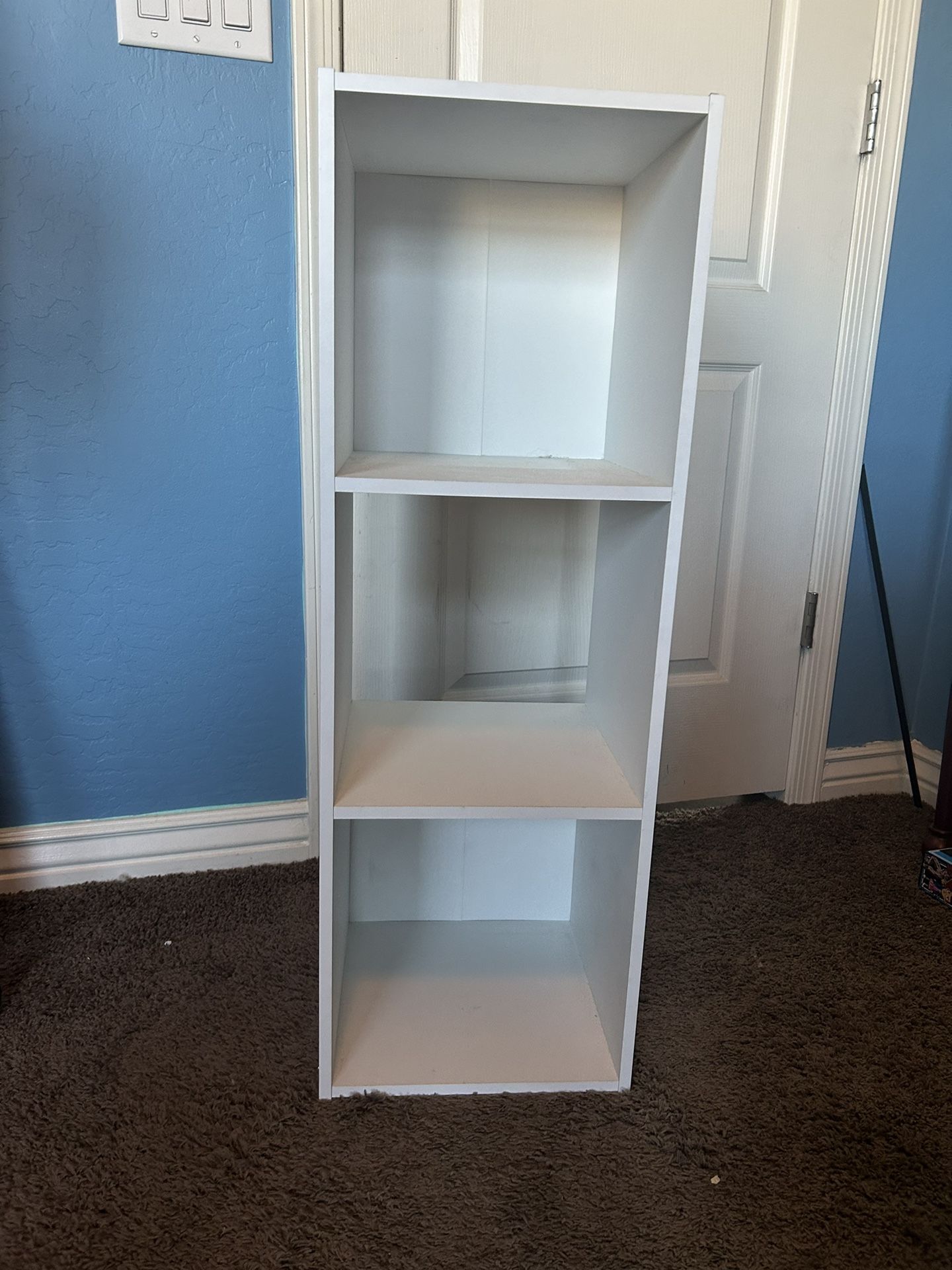 White Shelves