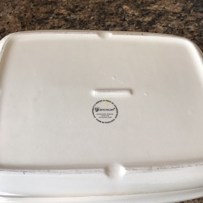 Casserole dish