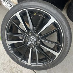 Single Toyota Camry Rim 19” Oem ( One 1 Wheel Only )( Solamente Un 1 Rin ) 
