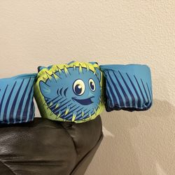 Kids Swim Vest with Shoulder