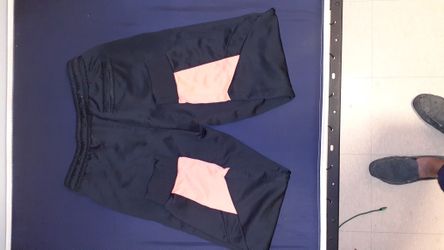 PUmA SWEATPANTS size medium
