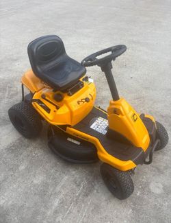Cub Cadet 30 in. 10.5 HP Briggs and Stratton Engine 6-Speed Manual Drive Gas Rear Engine Riding Mower